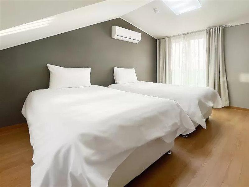Pampas Hotel Jeju Extérieur photo
