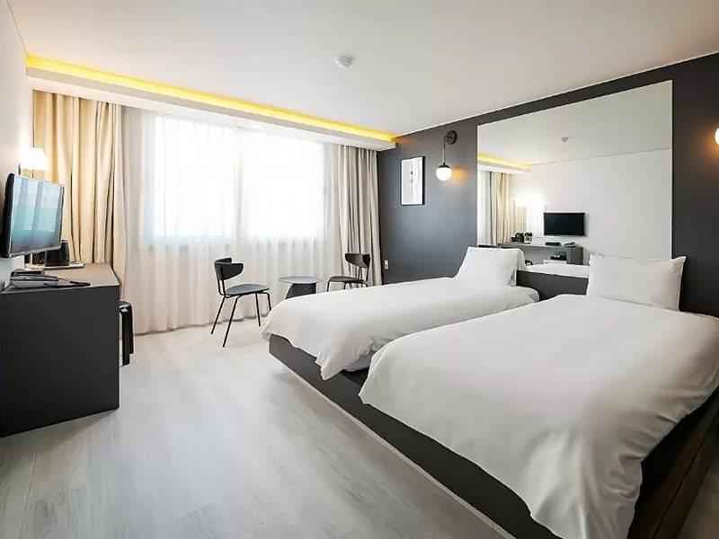 Pampas Hotel Jeju Extérieur photo