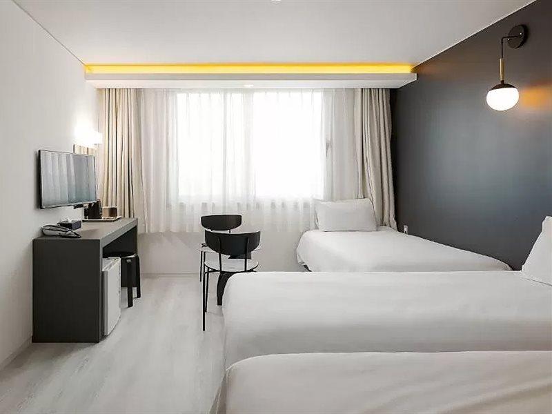 Pampas Hotel Jeju Extérieur photo