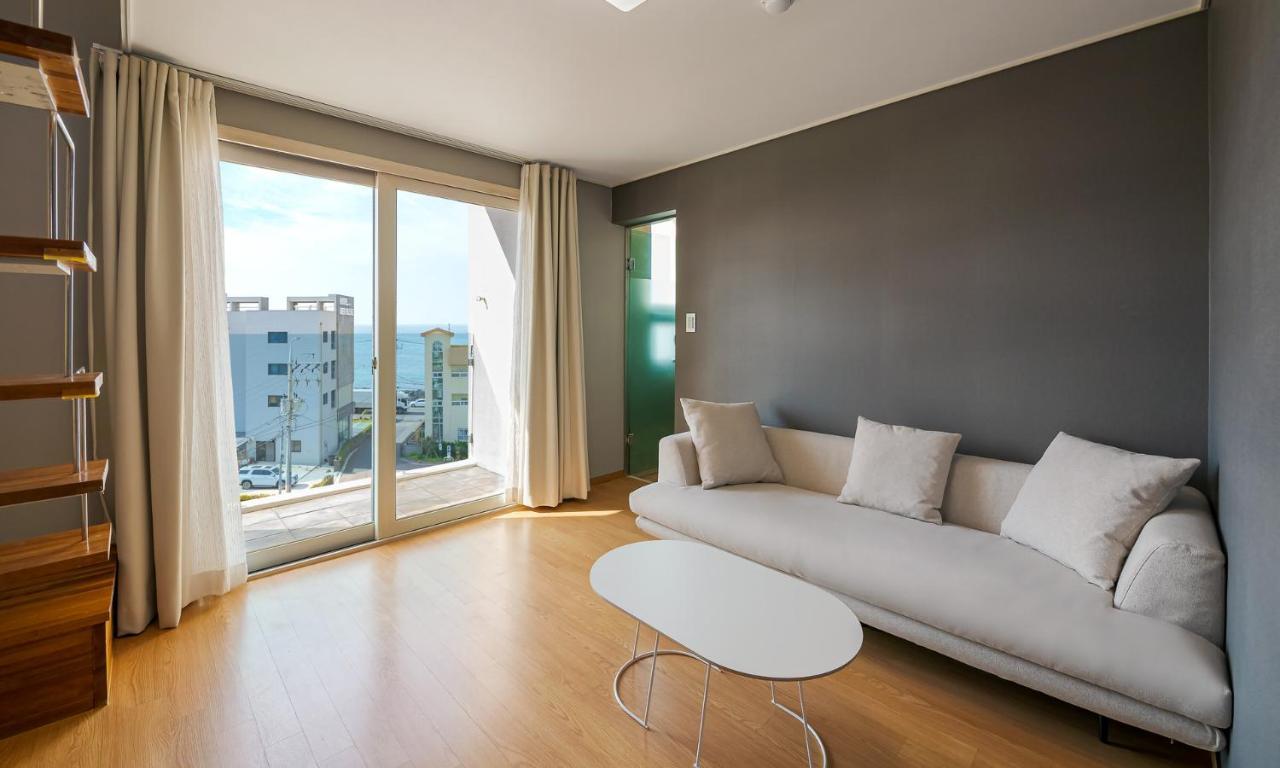 Pampas Hotel Jeju Extérieur photo