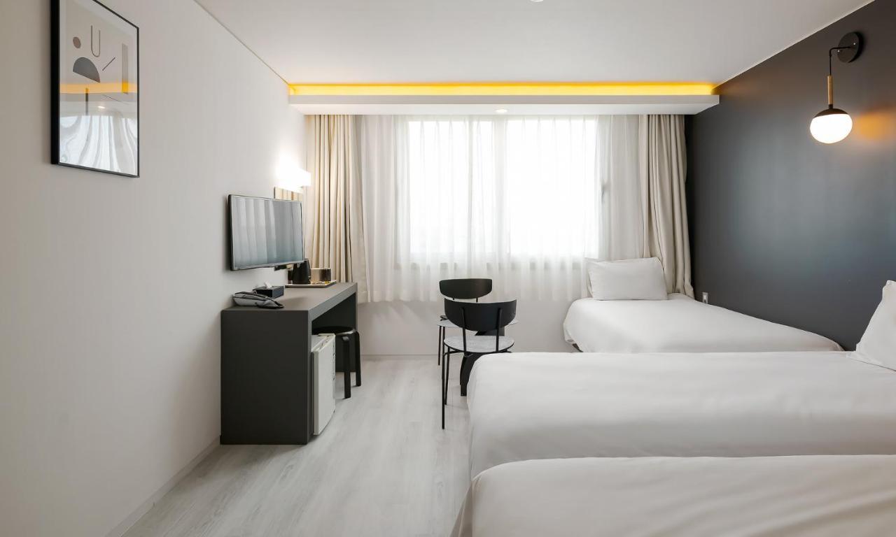 Pampas Hotel Jeju Extérieur photo