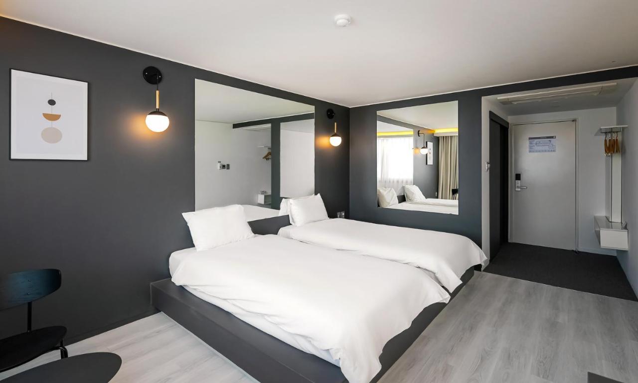 Pampas Hotel Jeju Extérieur photo