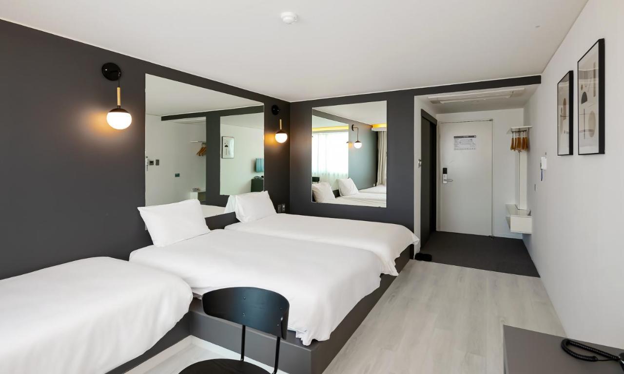 Pampas Hotel Jeju Extérieur photo
