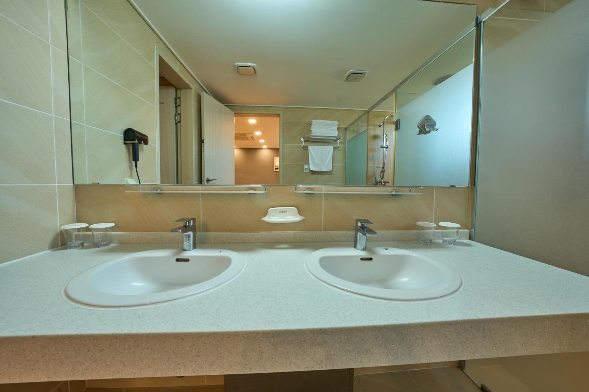 Pampas Hotel Jeju Extérieur photo